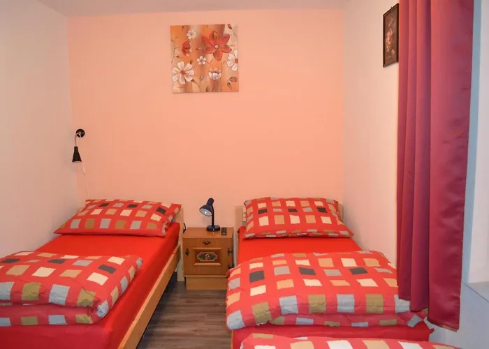 Lungötz Aparthotel 3*